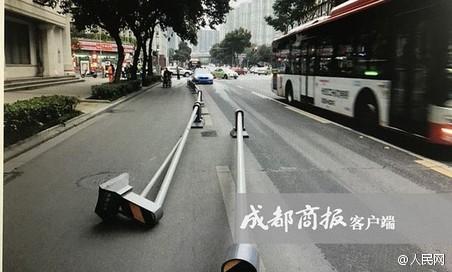 女主播醉驾宝马 被抓后担心掉粉