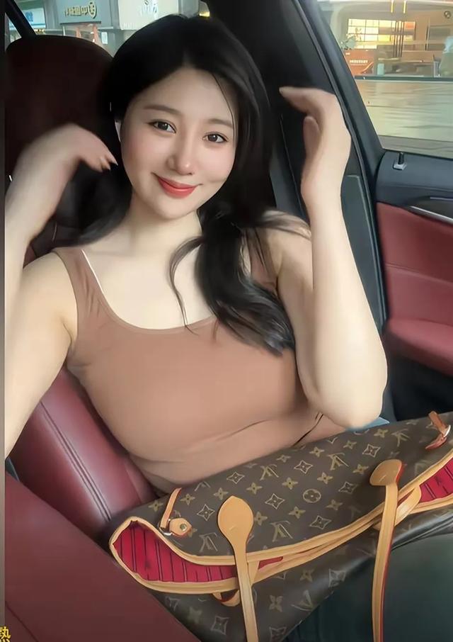 《揭秘!全网七大最美少妇,你Pick谁?》