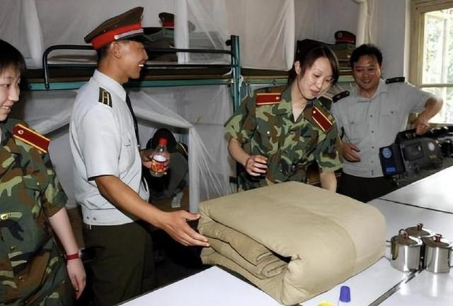 国乒女神白杨：与马琳谈恋爱被开除，38岁嫁富商，今成军部参谋