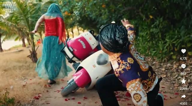 把汽车广告拍出咖喱味,三哥看完沉默了