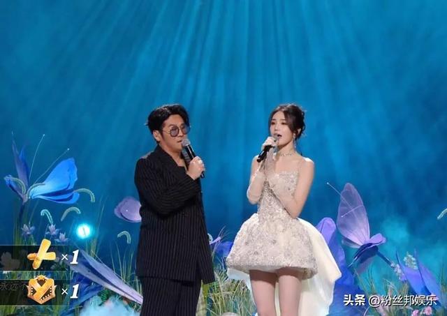 YY2024巅峰年度盛典,颜可AK登台加冕,于文文、安崎歌舞燃爆全场