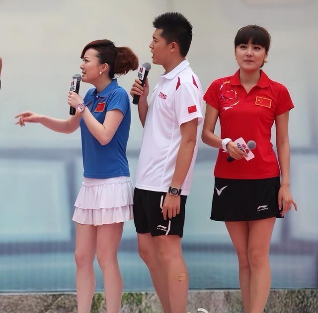 安徽卫视王牌节目美女主持人风采一览,美与知性并存