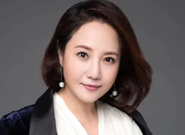 从儿科医生到珠江台主持人，她是广东观众心目中的“低调”女神！