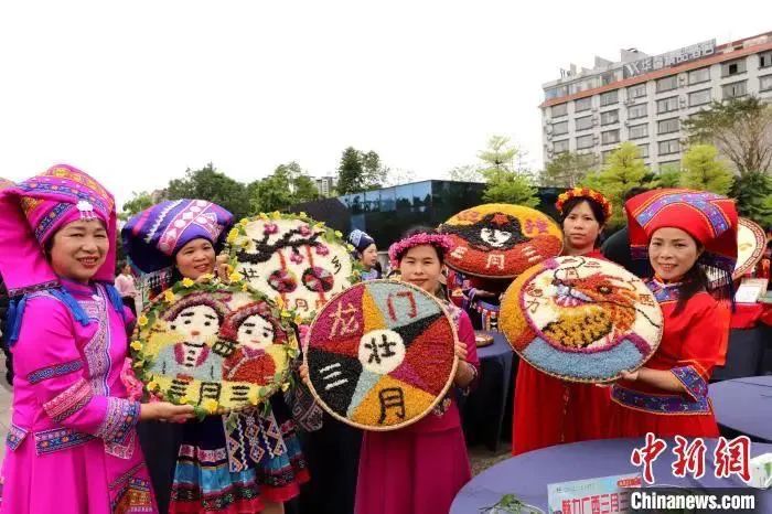 春天打翻调色盘,竟被壮乡人蒸成了饭!