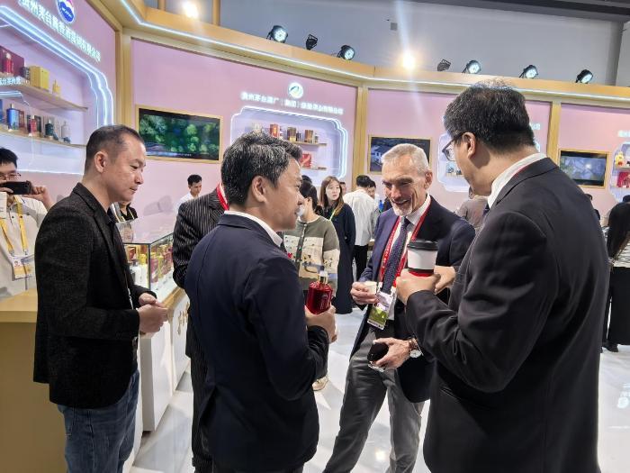 从“赤水河”到“太平洋”：茅台借力海南自贸港加速全球化布局