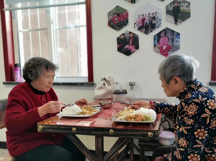 徐州经开区：“一餐热饭”兜起稳稳的幸福