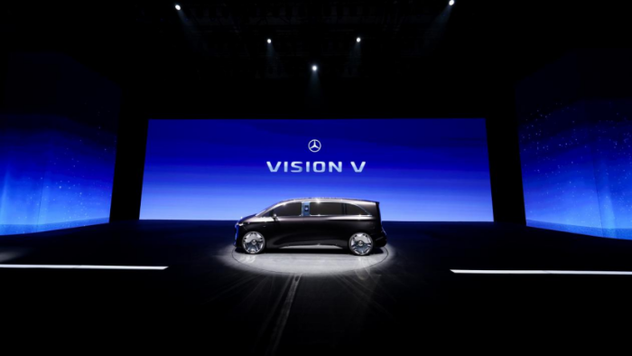 2025梅赛德斯-奔驰品牌科技日：开启智能豪华电动新篇与未来出行蓝图