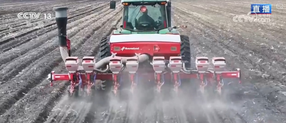 “把脉会诊”助力智慧田管 “数智”良方夺高产 农业焕发新活力