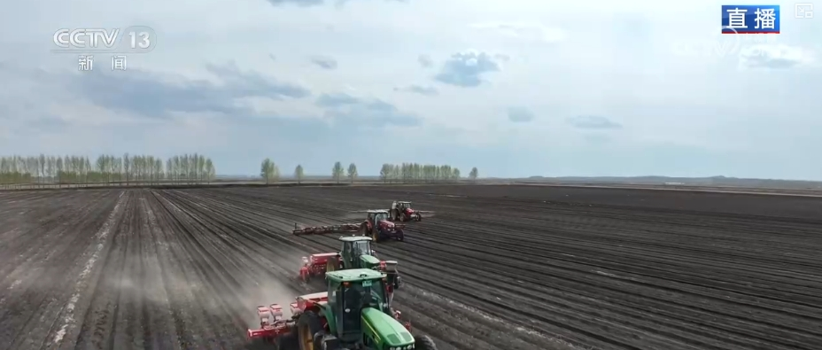 “把脉会诊”助力智慧田管 “数智”良方夺高产 农业焕发新活力