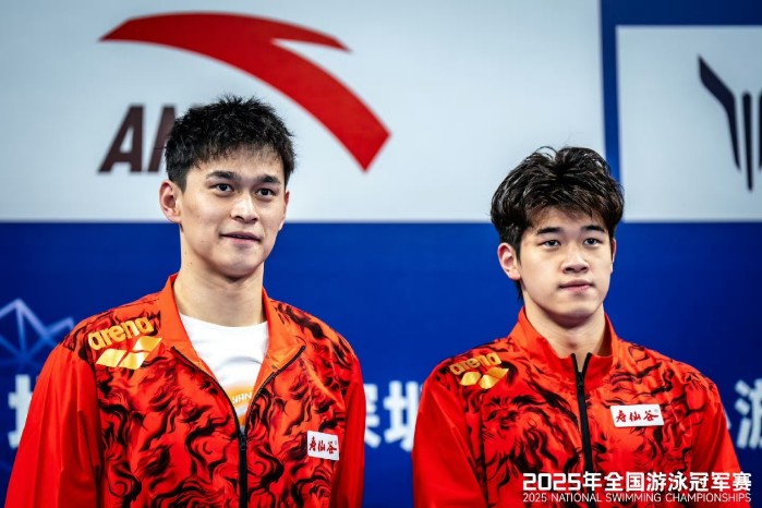 泳坛老将再战全国游泳冠军赛，坚韧拼搏的孙杨配得上众人掌声