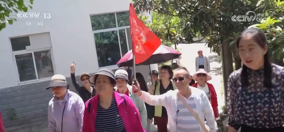 含“金”量提升！银发经济跑出“加速度” 焕发消费“青春活力”