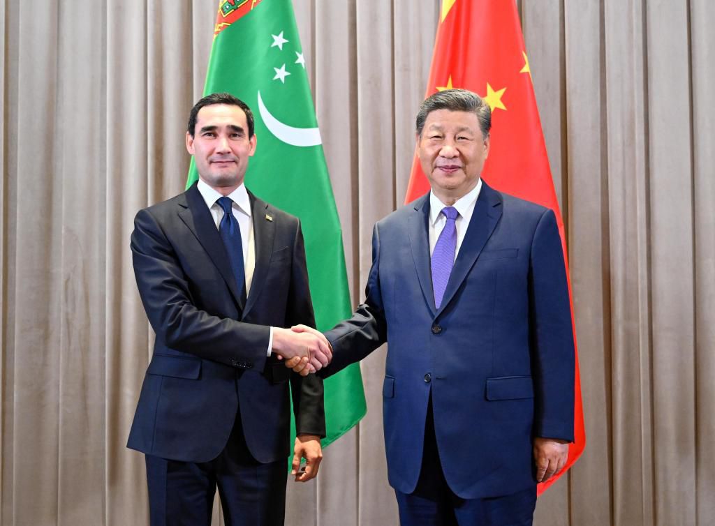 高清大图丨习主席在阿斯塔纳的精彩瞬间