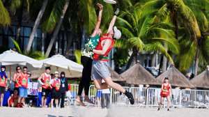 世界沙滩飞盘精英邀请赛再临三亚 搭建全球飞盘青年交流舞台