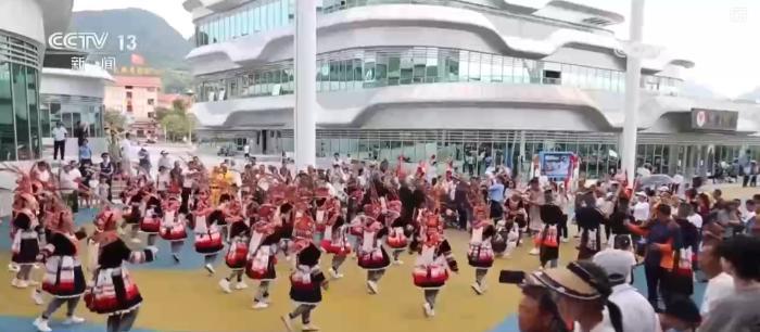 各地妙招频出激发消费潜力 特色“清凉游”带活“避暑经济”