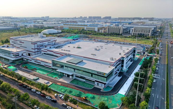 团结才能共赢 携手方可共进——中国以高水平对外开放为世界经济注入暖流