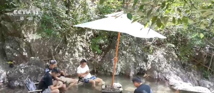 各地妙招频出激发消费潜力 特色“清凉游”带活“避暑经济”