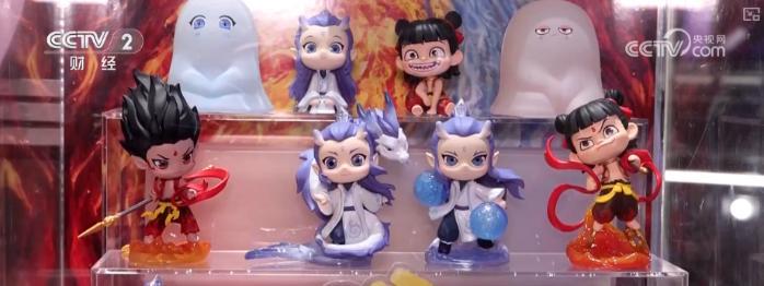 鲜明叙事、工业级制作、衍生品周边……电影市场“热气腾腾” 焕活经典IP撬动新消费