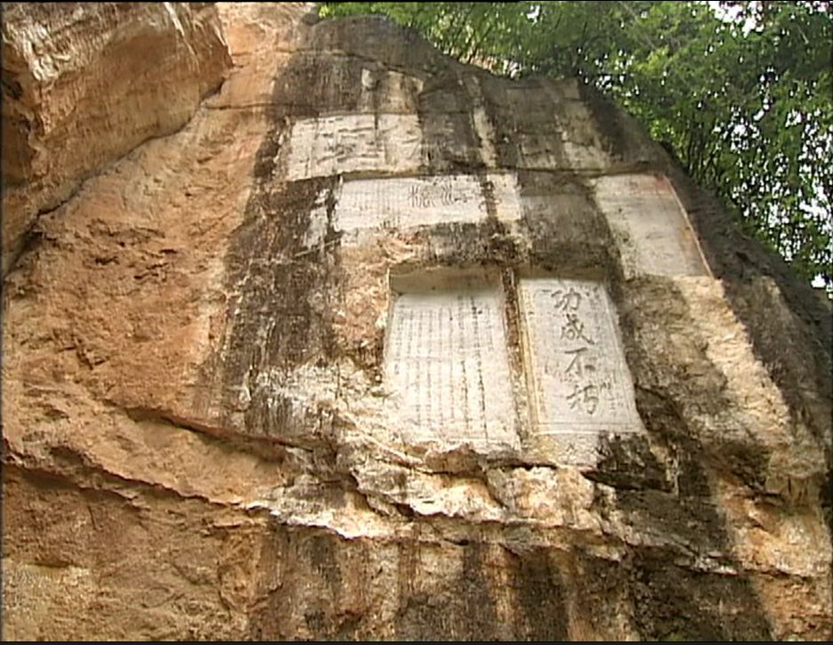 双桥飞渡北盘江:从烽火记忆到复兴之路的钢索跨度