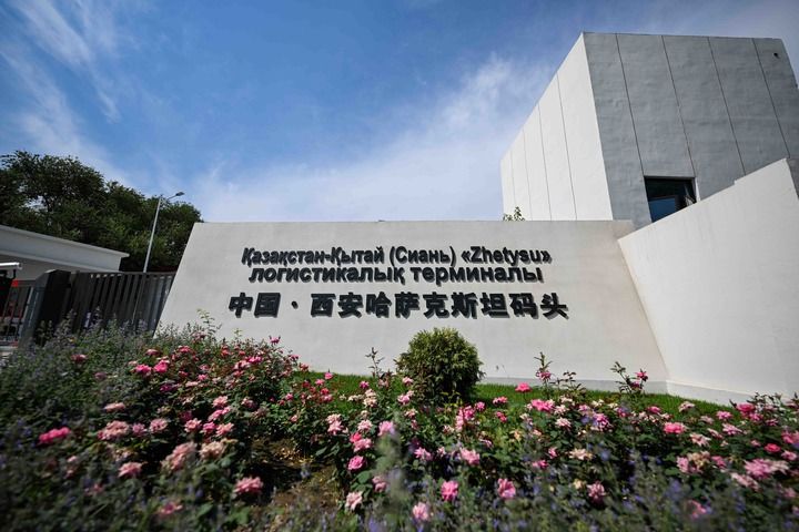 习近平推动“上海精神”焕发时代光彩