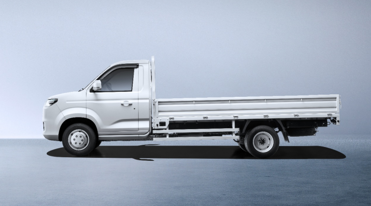 全域智慧 双车齐发！瑞驰汽车卡系双子星C5/C3于2025世界智博会开启预售！