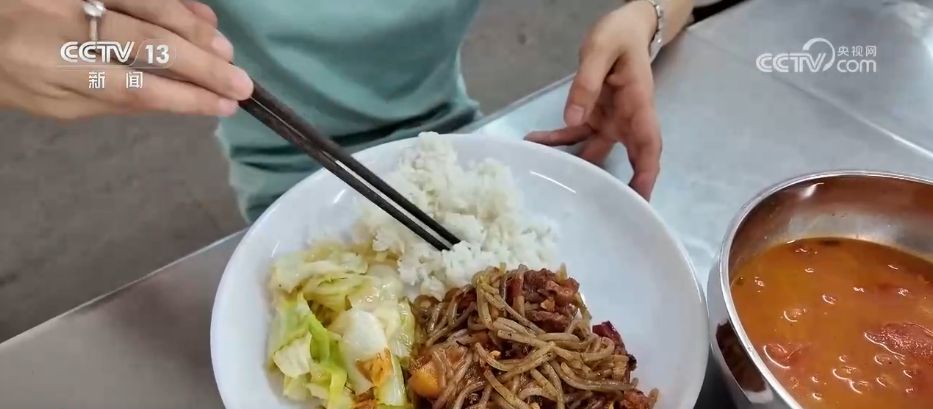 教师节快乐！对每一位老师道声辛苦，感谢您的培养之恩