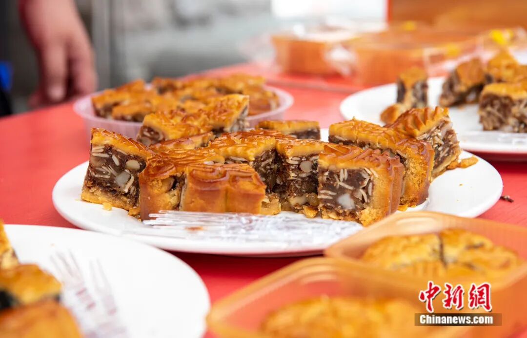 饼大如月盘、皮薄馅足……连苏东坡都夸的大月饼，你吃过吗？